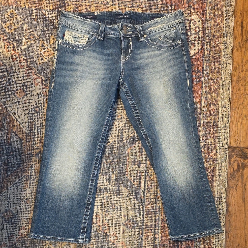 Vigoss Chelsea Blue Faded Mid-Rise Capri Jeans